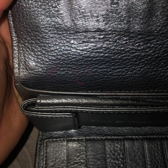 Clutch - Picture 6 of 6